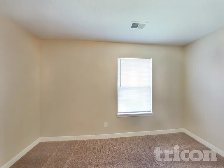7433 Tassel Ct — Photo 14