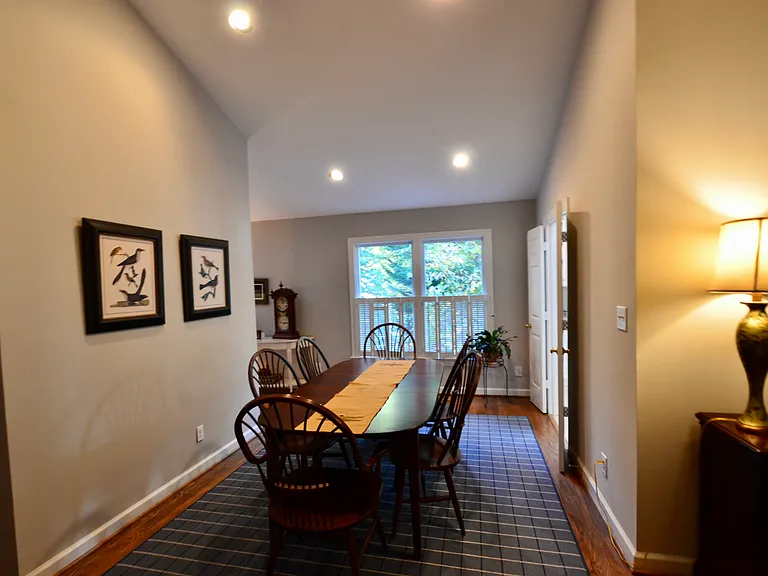 531 Weathersfield — Photo 11