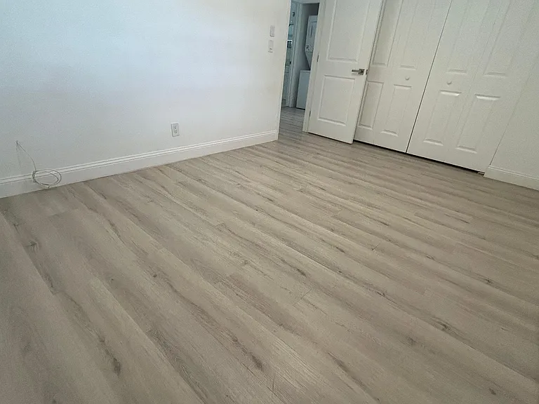 636 Lake Palms Dr #B — Photo 13