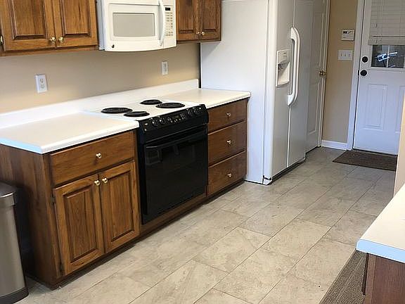 3rd image of 305 Tyson Glen Dr