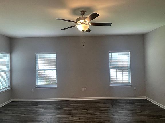 3rd image of 314 Fir Ave