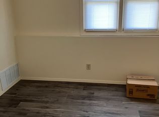 1309 4h Park Rd APT 1, Pontiac, IL 61764