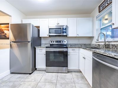8000 N Sunrise Lakes Dr #103, Sunrise, FL, 33322