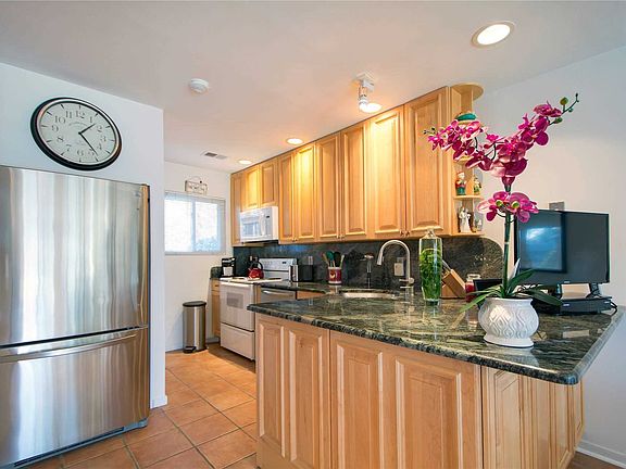 5th image of 220 Montauk Hwy #29&30