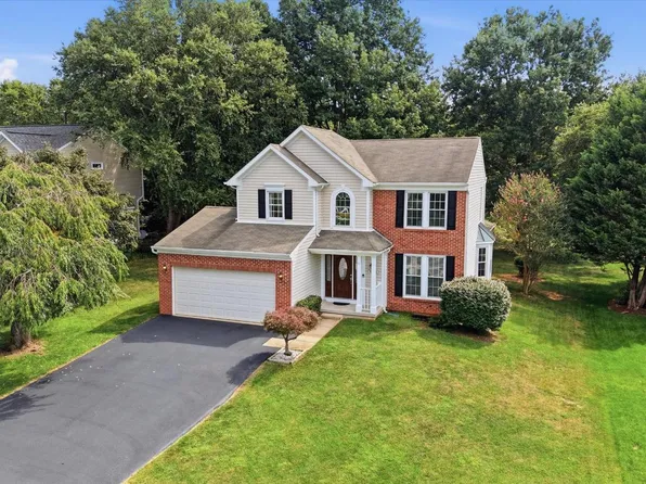 6079 Ryon Ct, Eldersburg, MD 21784