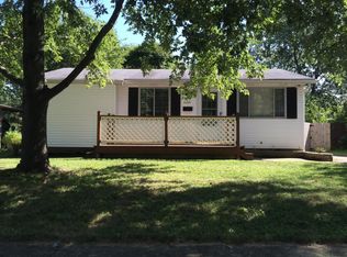 2221 Hampstead Dr, Columbus, OH 43229