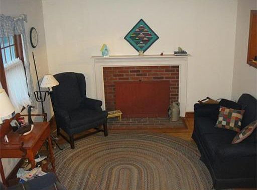 5th image of 11 Windmill Dr
