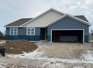 200 Wild Rose Way #89, Stoughton, WI 53589