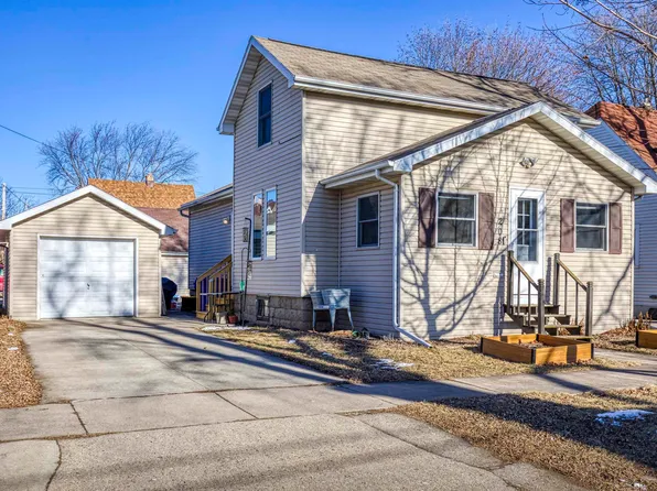 208 E Commercial St, Appleton, WI 54911