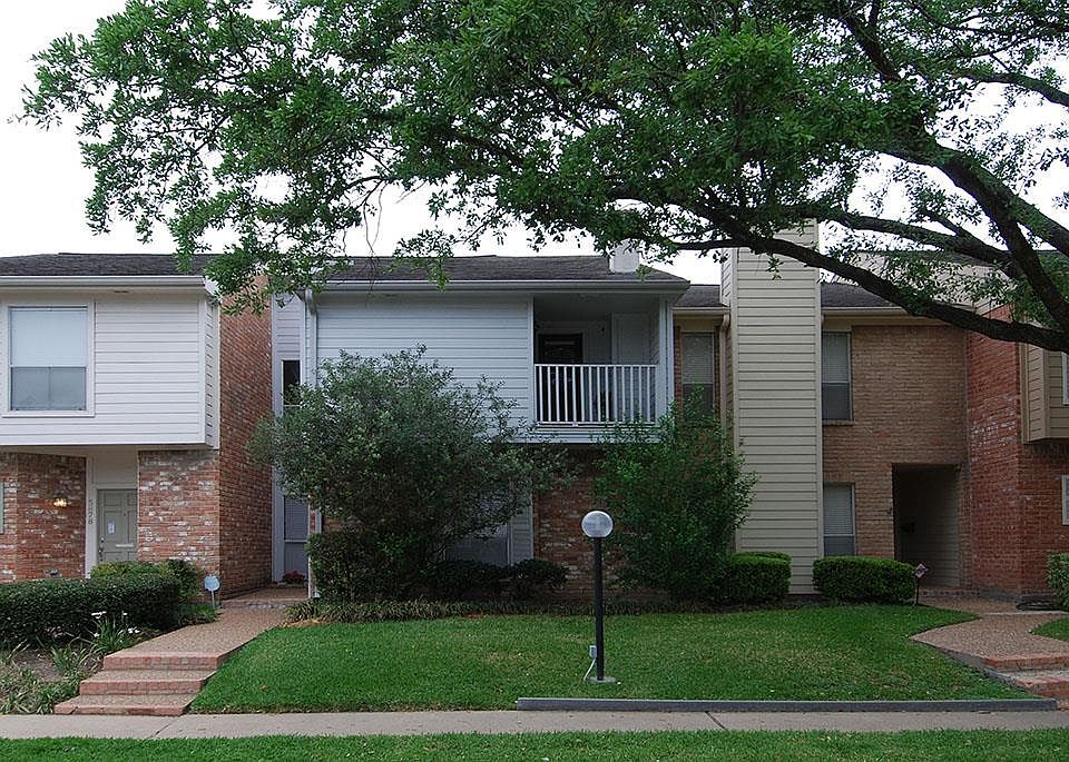 1st image of 5876 Sugar Hill Dr