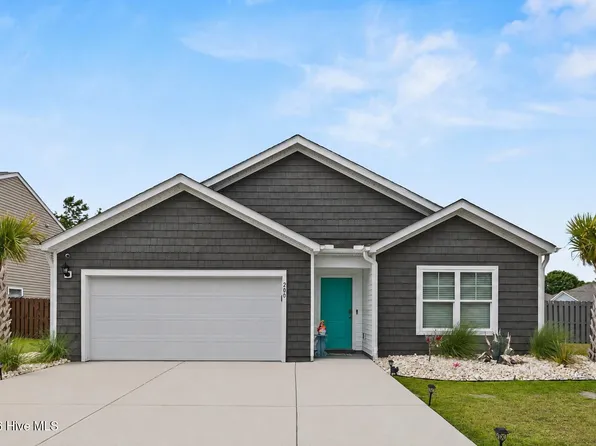 200 Sunshine Drive, Holly Ridge, NC 28445