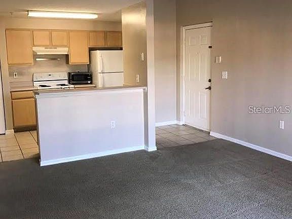 4th image of 10831 WINDSOR WALK DRIVE #1308