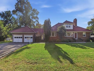 127 Warrenville Rd, Green Brook, NJ, 08812