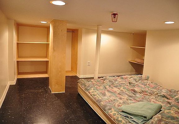 2nd image of 133 W 15th St APT 3