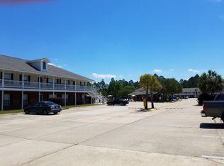 5080 Gautier Vancleave Rd APT A8, Gautier, MS 39553