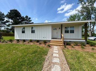 53 Dearman Rd, Sumrall, MS 39482