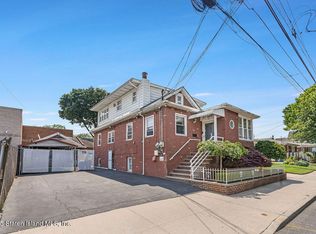 282 Seaview Ave, Staten Island, NY 10305