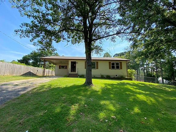 3rd image of 117 Lou Dr