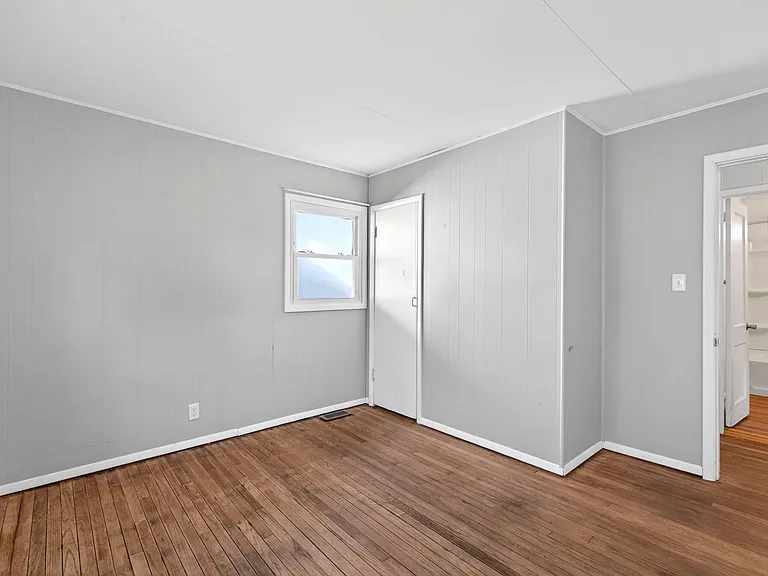 45 Robert St — Photo 11