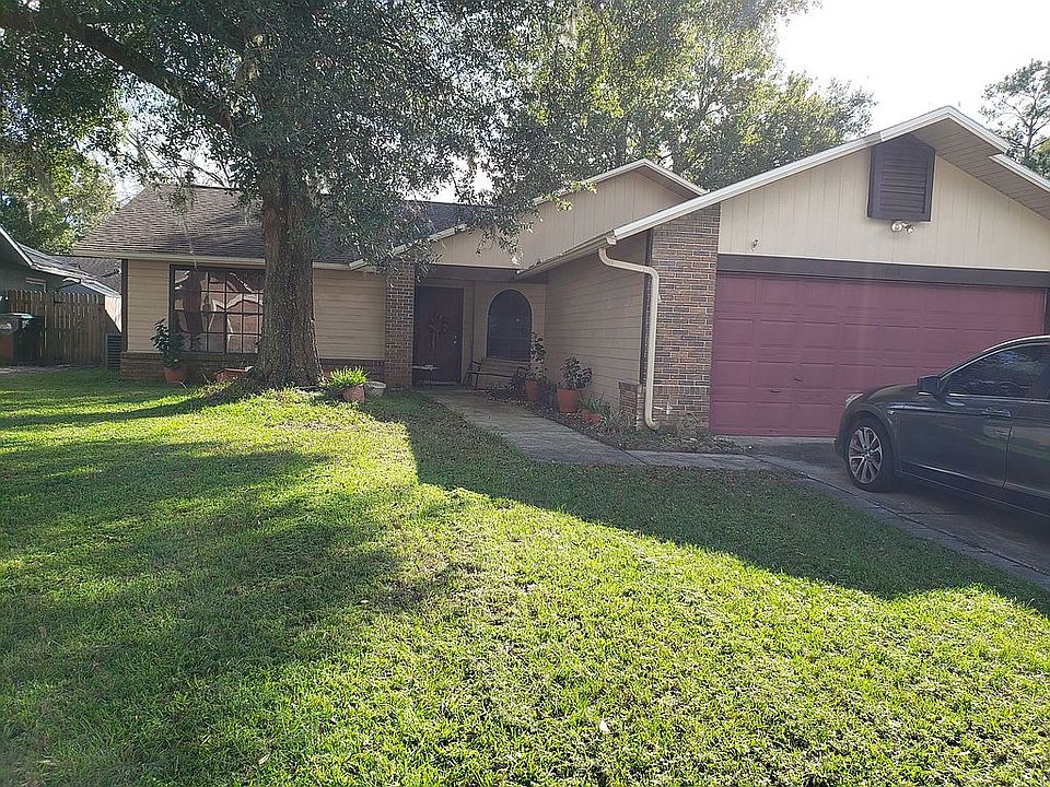 1st image of 10112 Chesham Dr