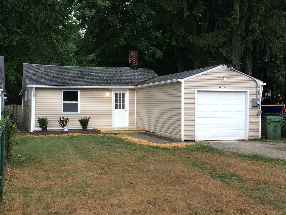 1st image of 34034 Glen Dr