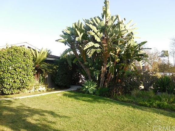 5th image of 924 N Oaks Ave
