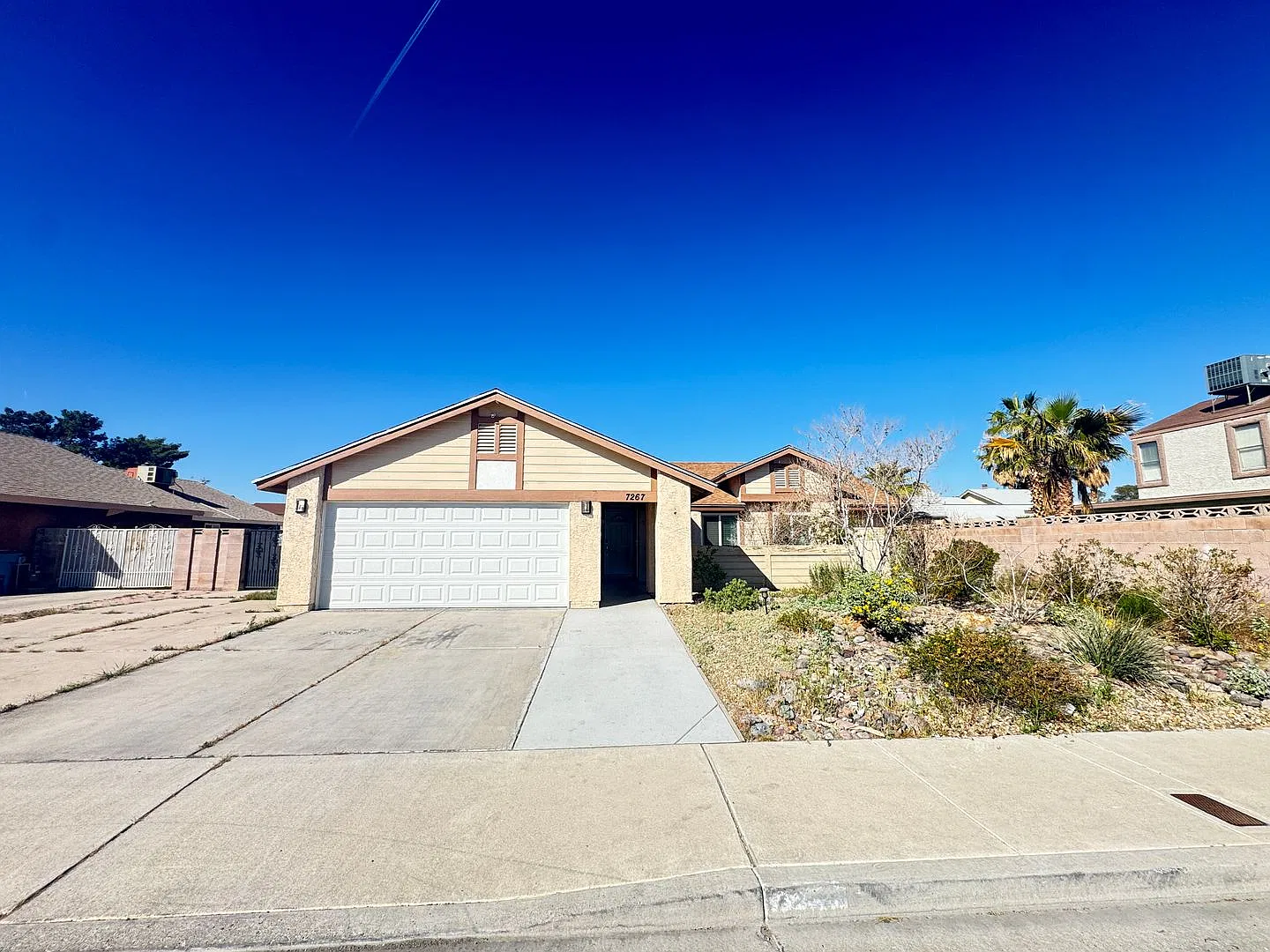 NC548 7267 Sixshooter Dr ( with Pool) — Photo 1