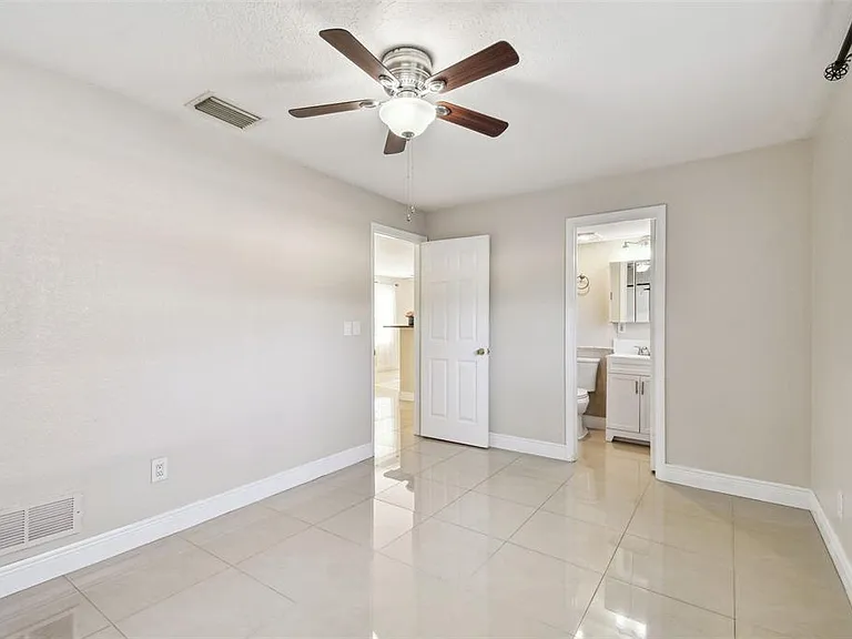 12252 Eldon Dr — Photo 44