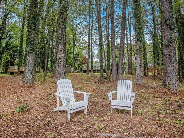 5137 Smith Ln, Gainesville, GA 30506
