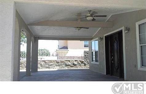 4th image of 111 Mesa Verde Dr