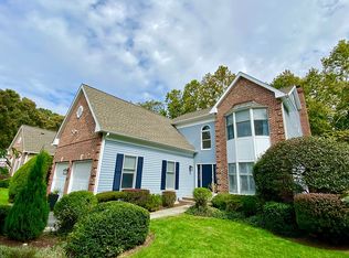 16 Wilton Hunt Rd, Wilton, CT 06897