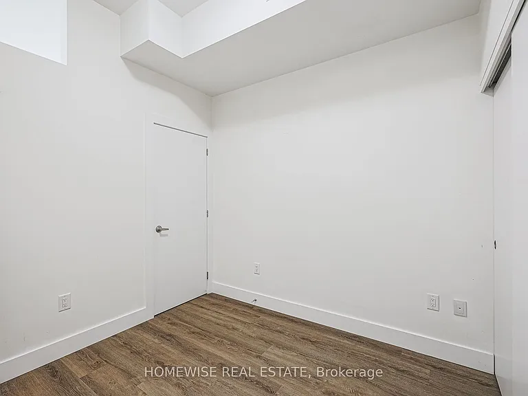3020 Dundas St W #204 — Photo 16