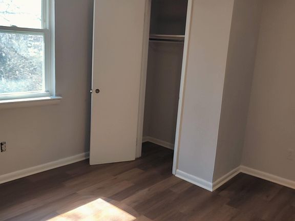4th image of 4230 W Girard Ave