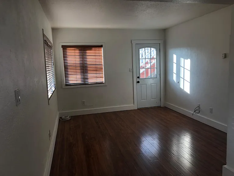 4730 W Point Loma Blvd #1 — Photo 9