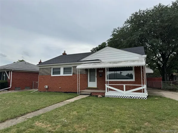 24895 Beck Ave, Eastpointe, MI 48021