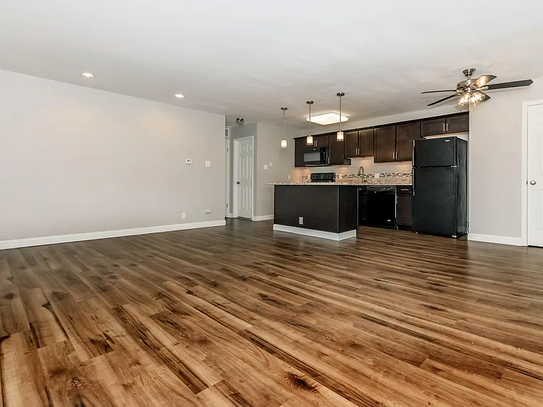 Woodland Plus Kitchen 2