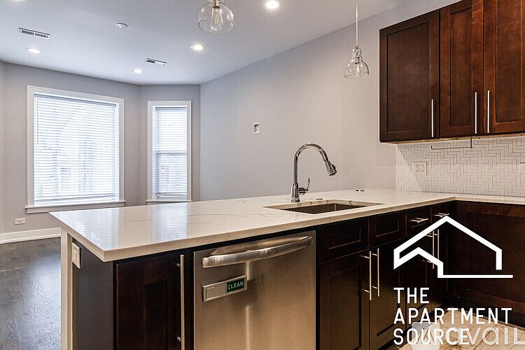 1st image of 2829 N Rockwell St #1W