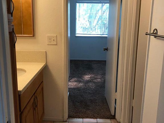 5th image of 247 N Capitol Ave Unit 236