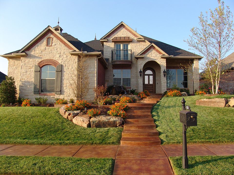 2nd image of 7625 Canyon Lakes Dr