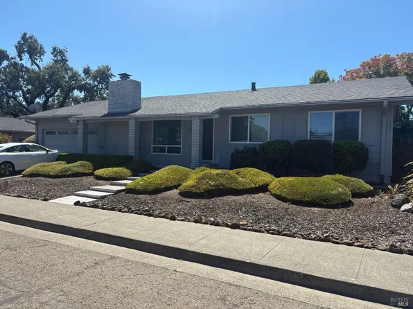 2 Autumn Leaf Place, Santa Rosa, CA 95409