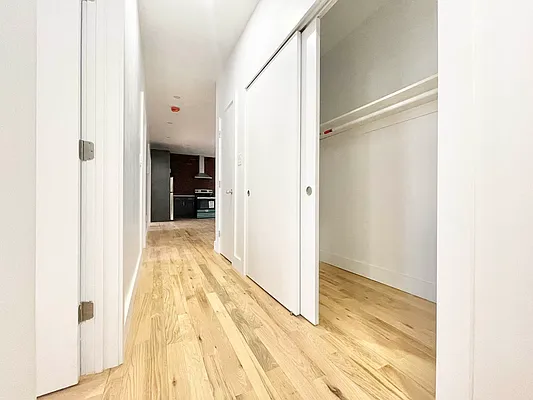 Rented by City Connections Realty | media 32