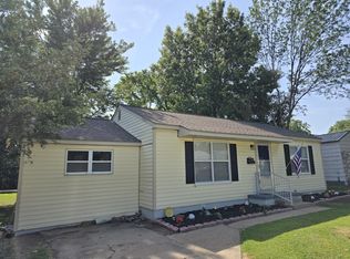 808 D St NW, Miami, OK 74354