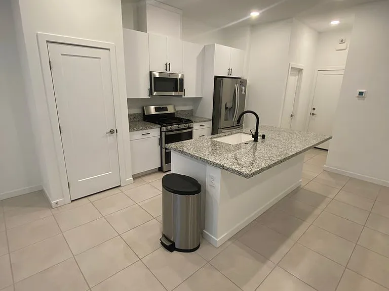3211 Centano Ave — Photo 11