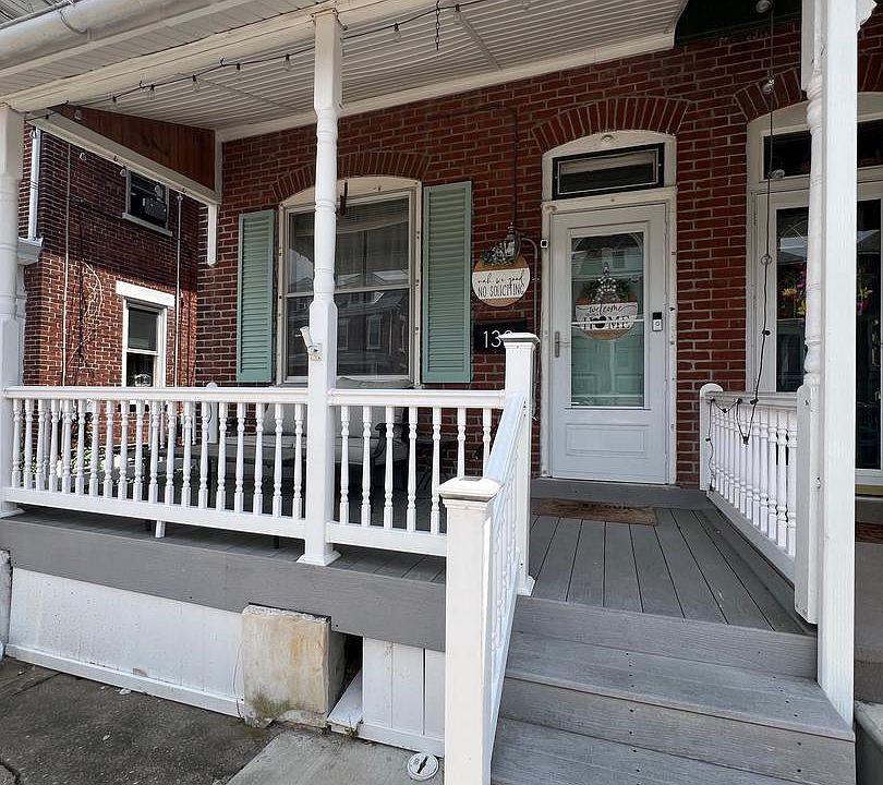 1st image of 130 N Walnut St