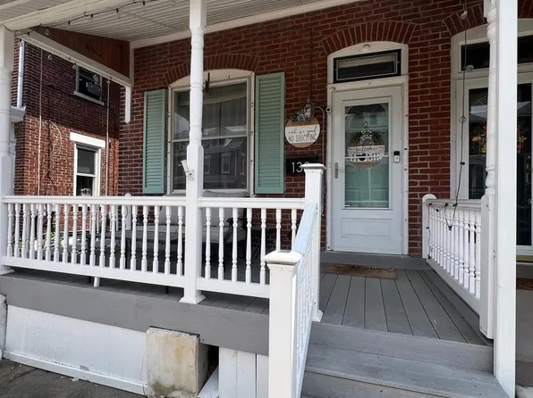 130 N Walnut St, Boyertown, PA 19512