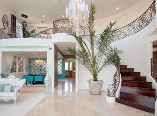 3446 Ione Dr, Los Angeles, CA 90068
