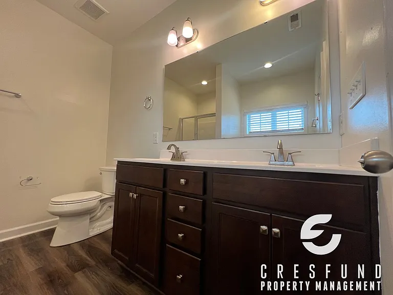 2131 Stafford Dr — Photo 17