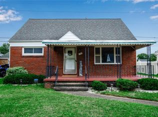 189 Heather Rd, Cheektowaga, NY 14225