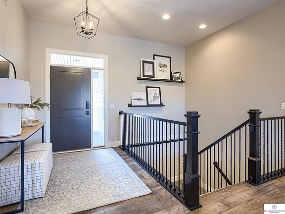 4th image of 2720 Brooks Hollow Dr