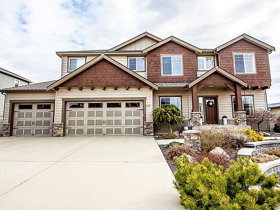 2nd image of 2117 S Selkirk Dr